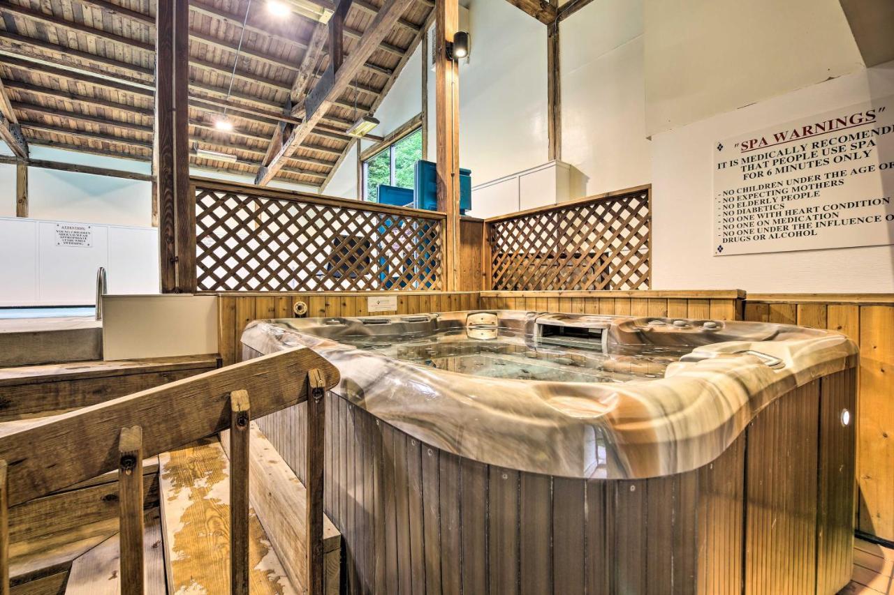 Mountain Condo With Views Near Hiking And Biking! Stowe Ngoại thất bức ảnh